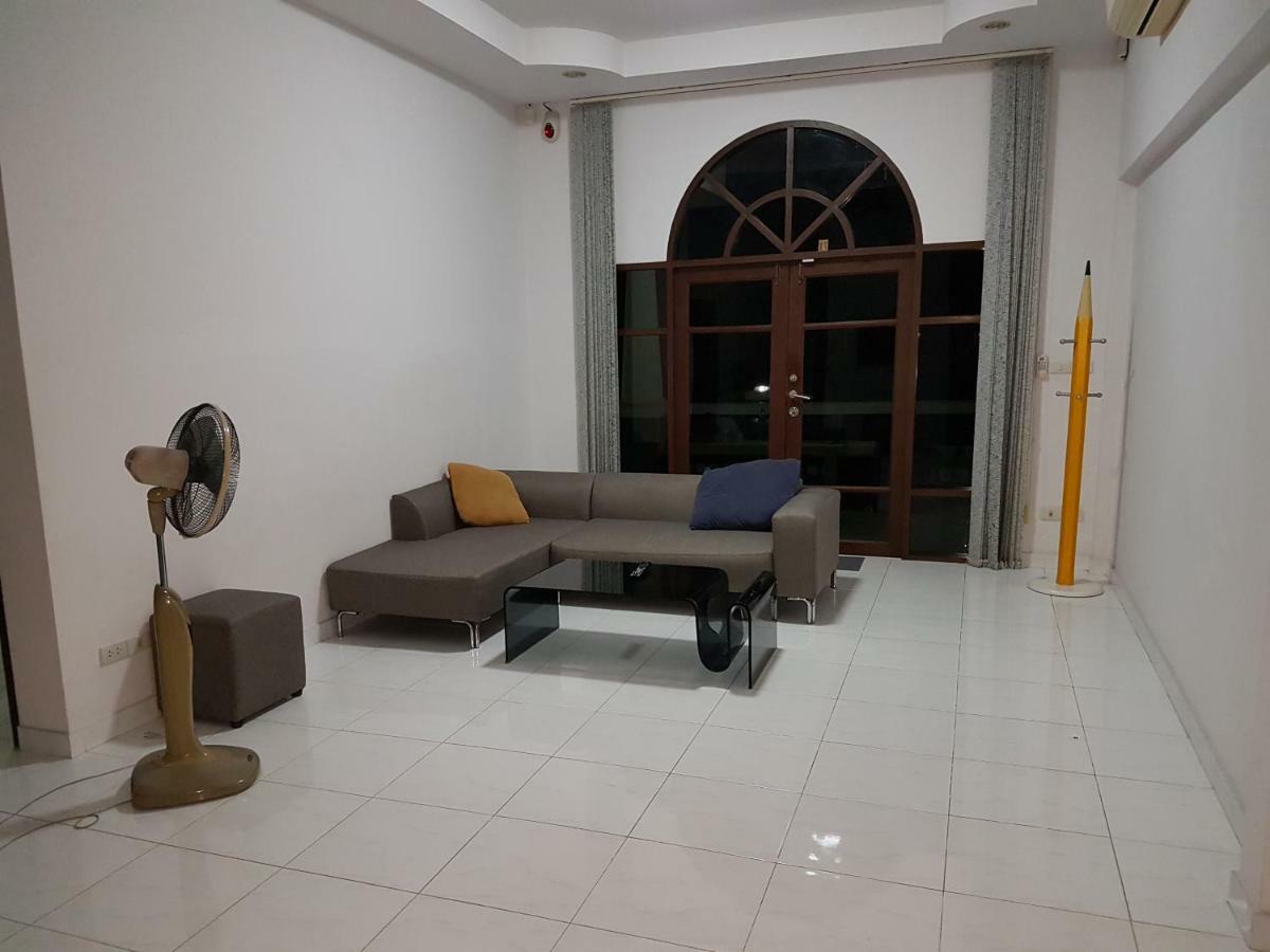 Villa - Baan Dusit Pattaya Ban Nong Hin  Bagian luar foto